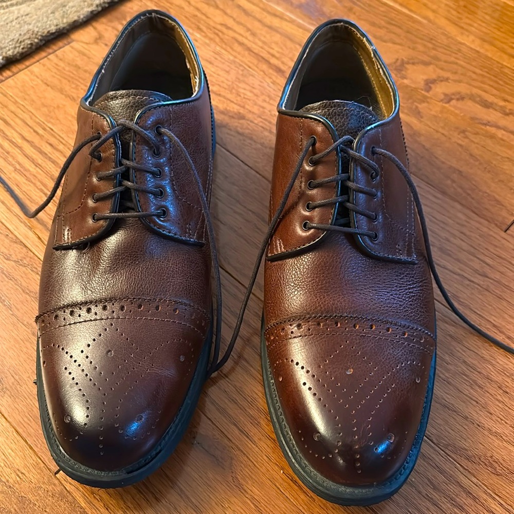 Men’s Cap Toe Dress Shoes
